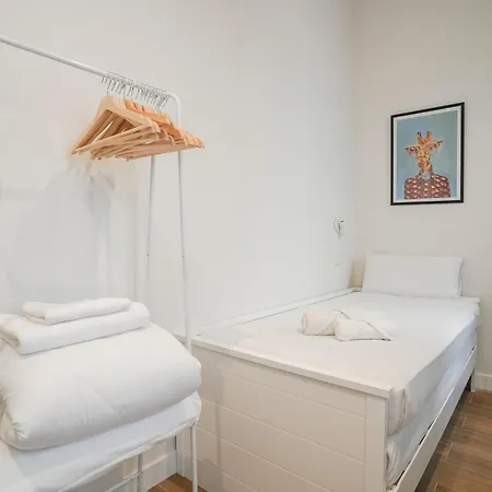 Modern Apartment-2Bedrooms 2Bathrooms-Bernabeu Madrid Exterior photo